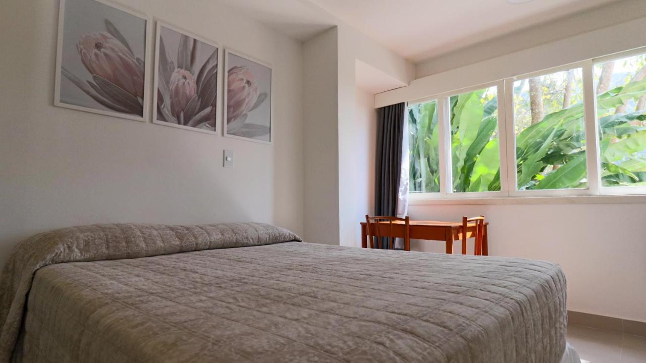 Coquille Hotel